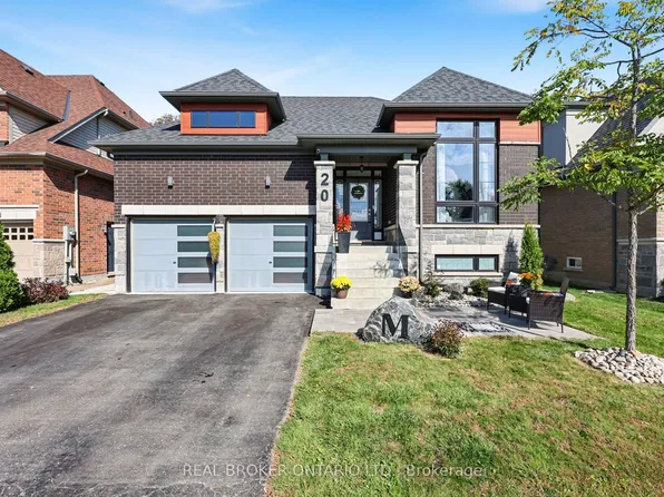 20 Birkdale Pl, Newmarket, ON L3Y 0E2