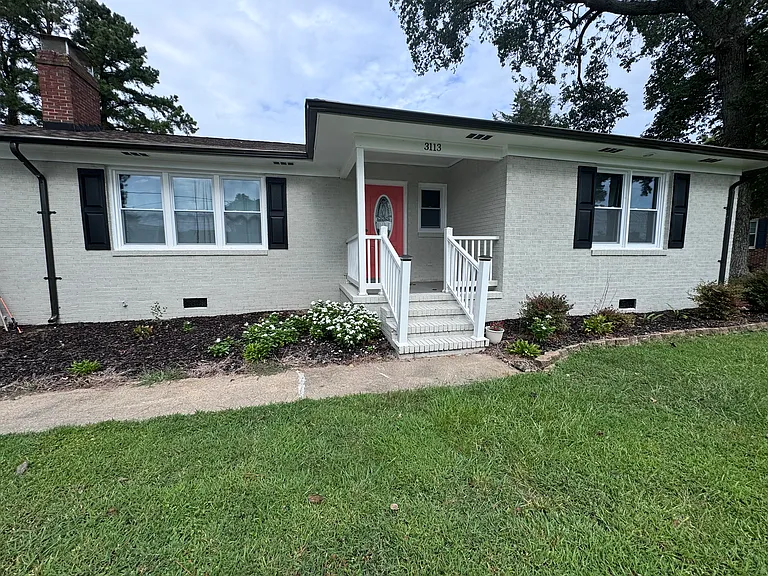 3113 Woodlawn Dr — Photo 7
