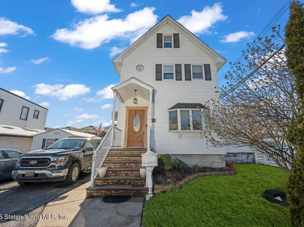140 Burke Ave, Staten Island, NY 10314