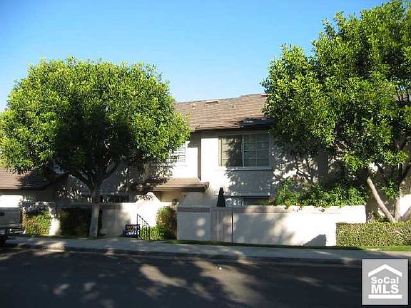 On street location not hiddden inside complex 