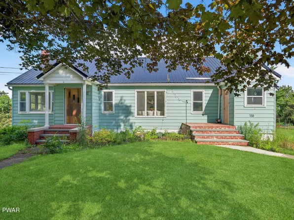 138 Milanville Rd, Beach Lake, PA 18405