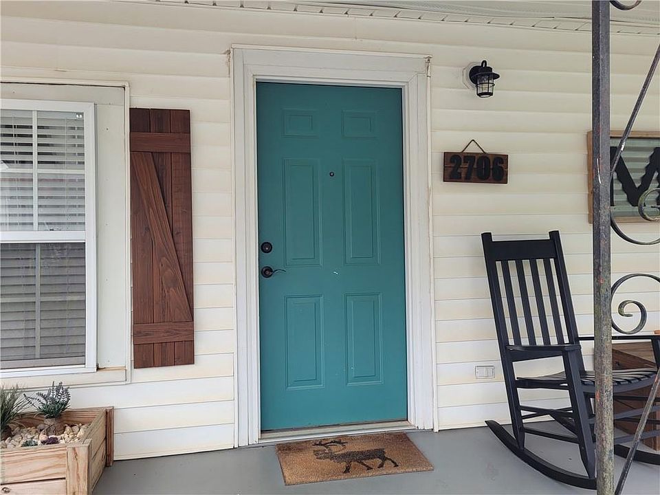 2706 E Powell St, Seneca, SC 29678 Zillow