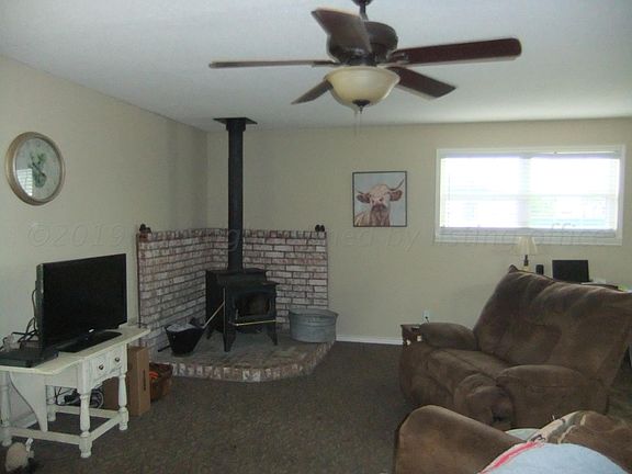 2nd image of 1101 Darby Ave