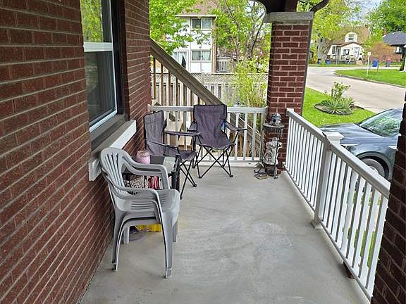3rd image of 2296 Chandler Rd #2