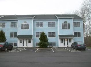 574 Main St APT 109, Damariscotta, ME 04543