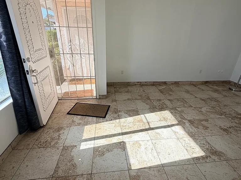 3574 W Christine Cir #3 — Photo 16