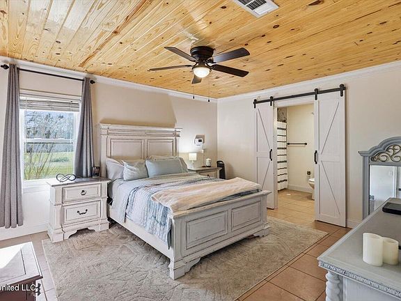 5th image of 13131 New Zion Rd