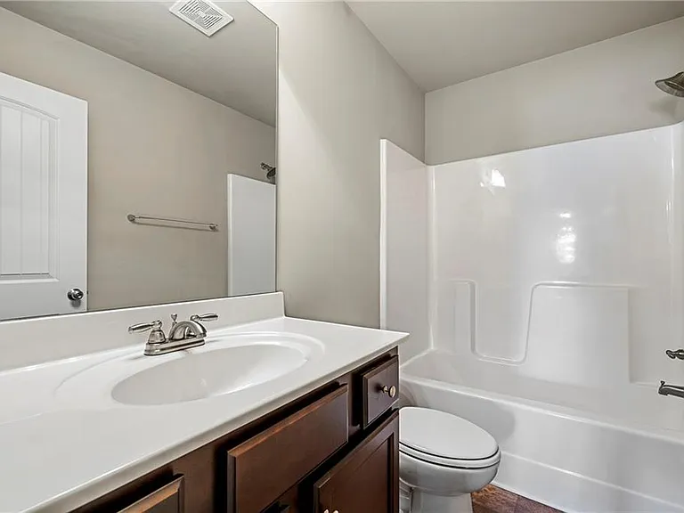 540 Brookside Ln — Photo 28