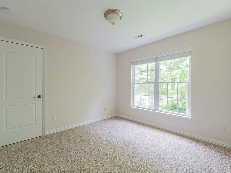 1115 E Azalea Ln — Photo 24