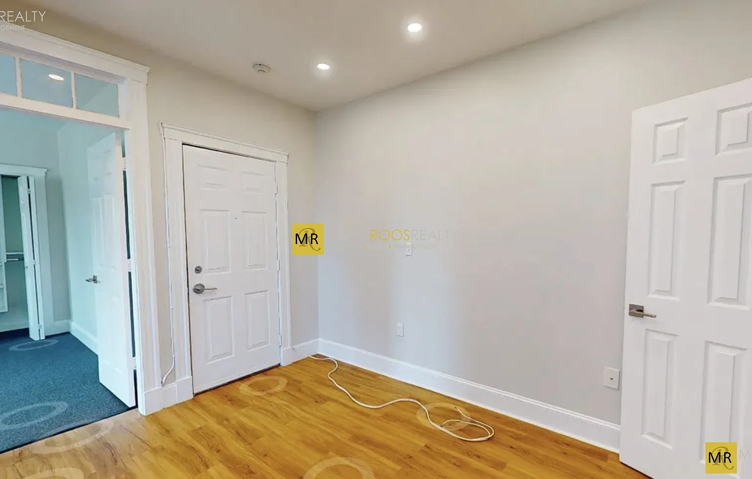 2 bed, 561 sqft, $3,200 — Photo 4