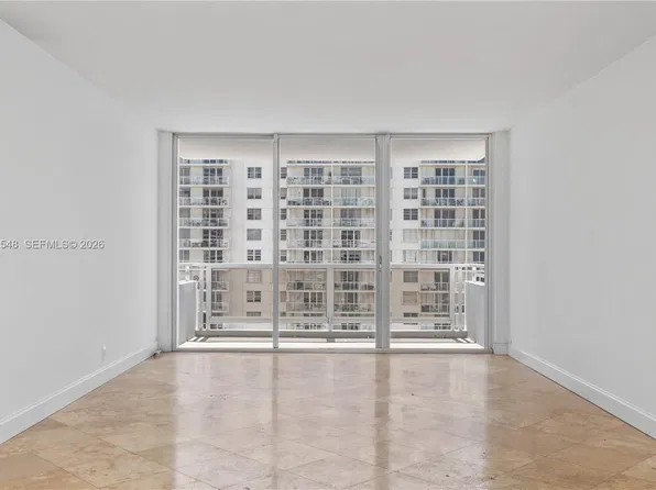 5700 Collins Ave APT 10D, Miami Beach, FL 33140