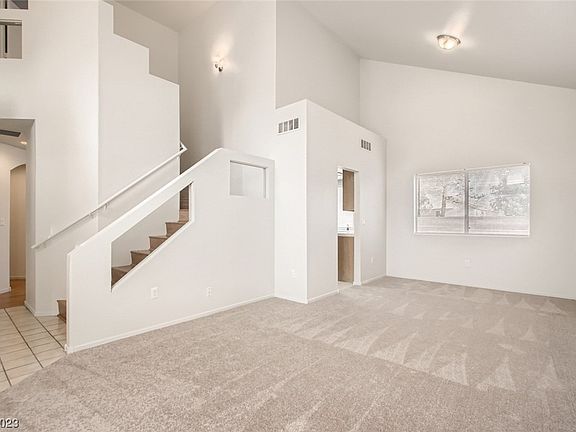 2nd image of 4420 Vincente Ln