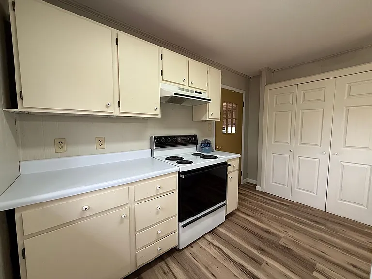 245 Meadowbrook Rd — Photo 21