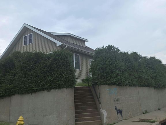 3rd image of 3405 Transit Ave