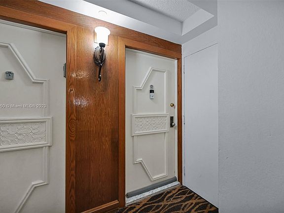 2nd image of 18181 NE 31st Ct APT 307
