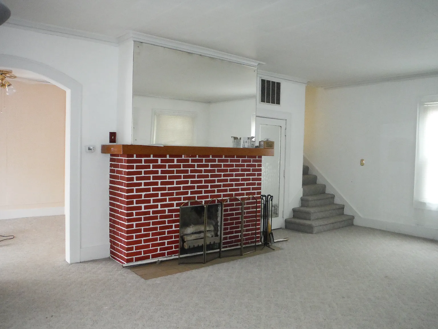 3 bed, 1.5 bath, 1786 sqft, $1,150 — Photo 4