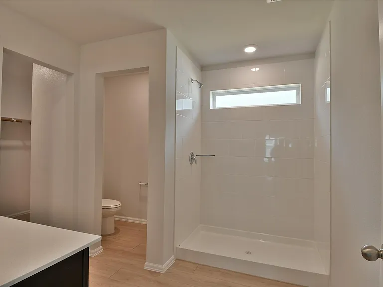 1233 Wilkins Valley St — Photo 9
