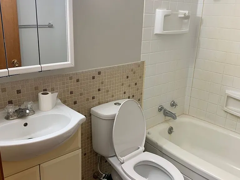 118 E Phillip Ave — Photo 2