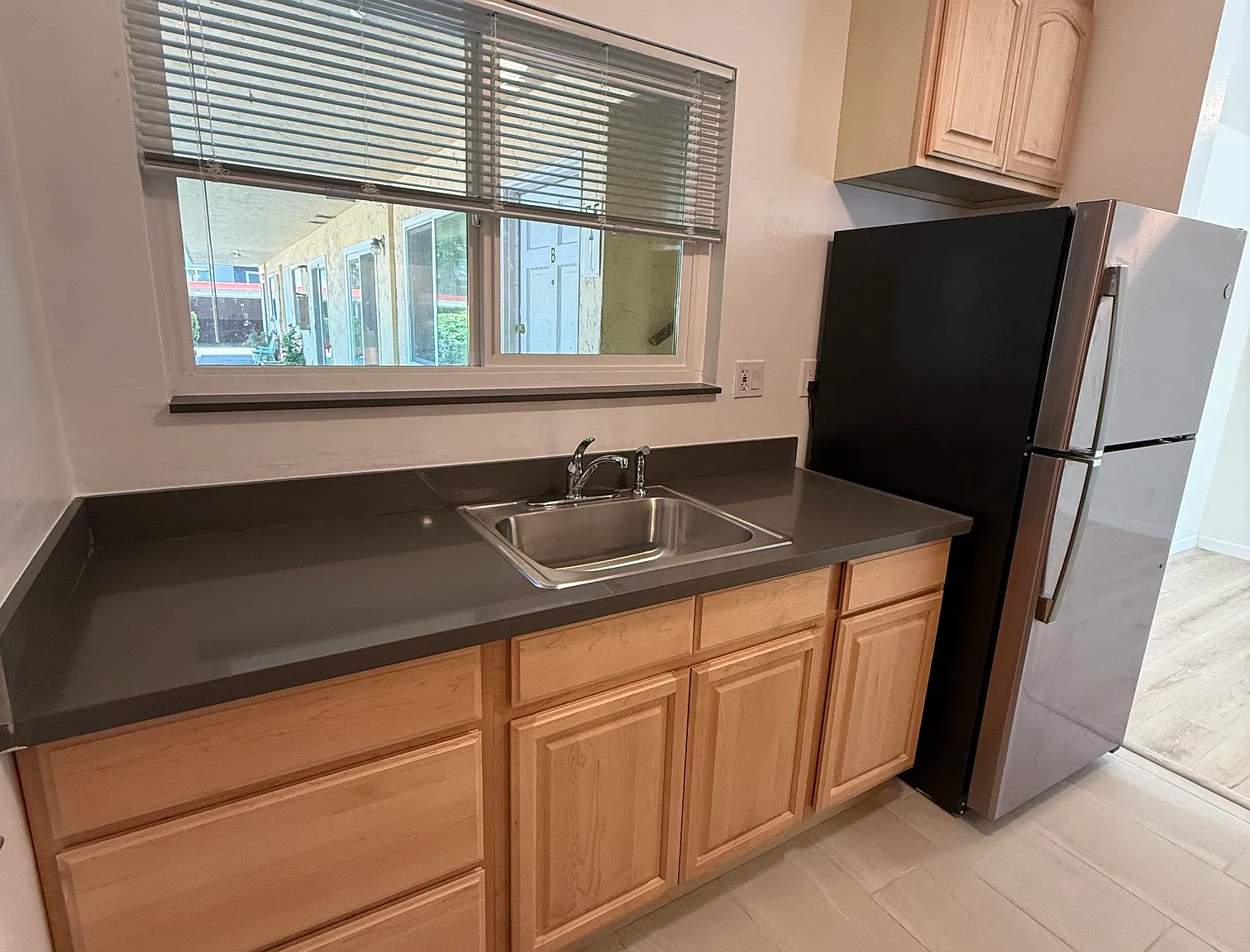 2 bed, 1000 sqft, $3,850 — Photo 3