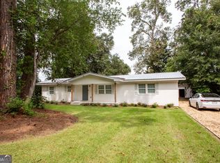 610 Linwood Dr, Waycross, GA 31501