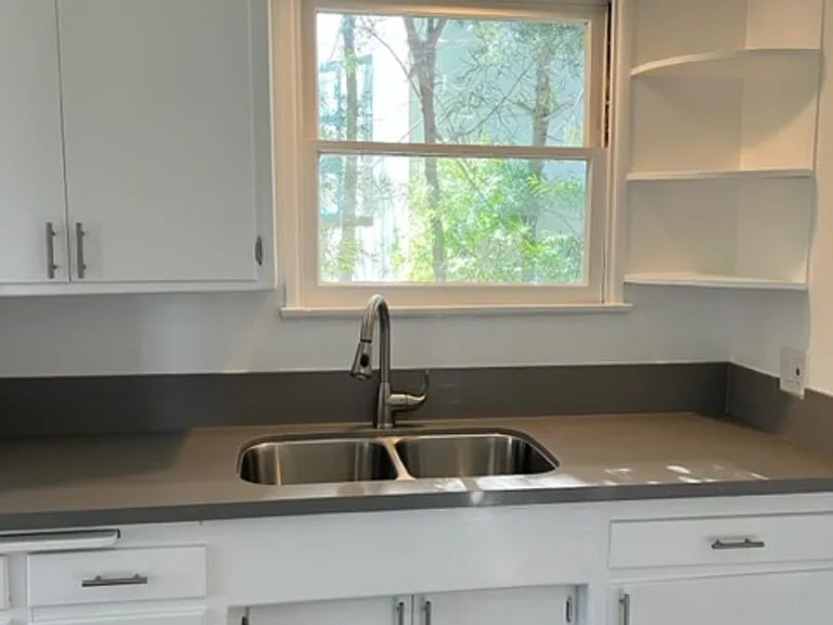 4221 Duquesne Ave — Photo 6