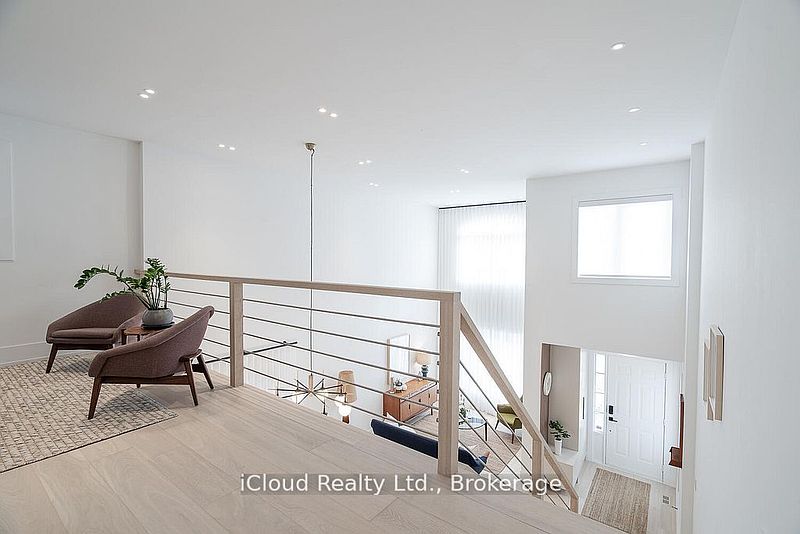 Burlington House for rent - 5 Bedrooms — photo 24
