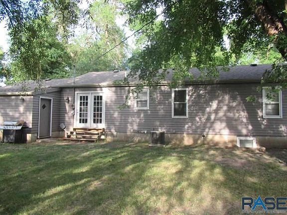 2nd image of 308 S Anna Ave