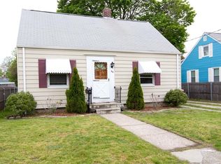28 Wasaga Rd, Pawtucket, RI 02861