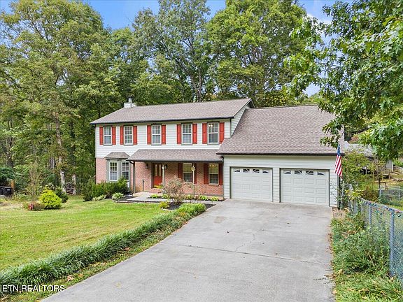 2nd image of 9903 San Miguel Ln