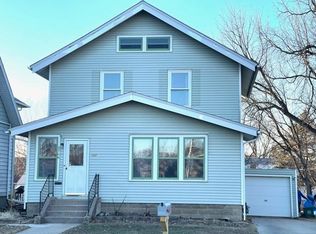 1327 8th Ave, Worthington, MN 56187