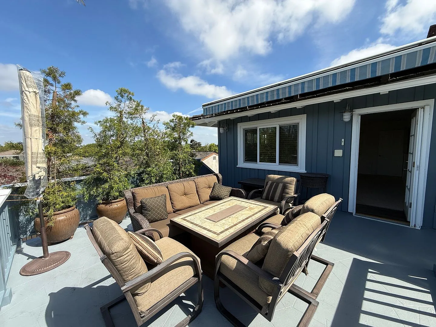 Remodeled 1 Bedroom Adu In Park Estates — Photo 1