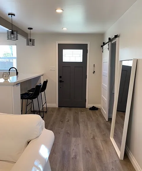 941 N La Jolla Ave #REAR — Photo 6