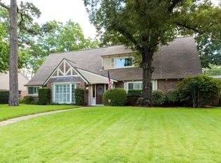 13918 Woodthorpe Ln, Houston, TX 77079