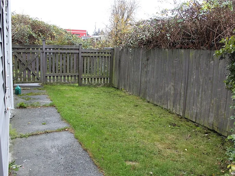 4209 37th Ave S #C — Photo 11