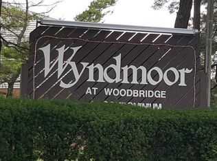 323 Cricket Ln, Woodbridge, NJ