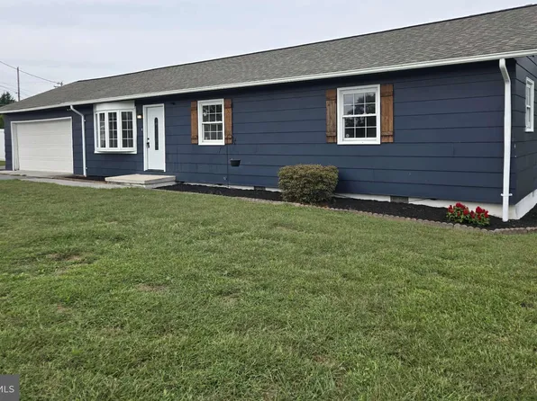 47 Zeiler Dr, Martinsburg, WV 25404