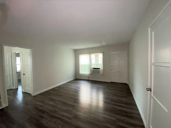 384, 724-726 E Cedar Ave #24A, Burbank, CA 91501
