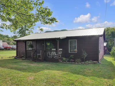 123 Damascus Dr, Damascus, VA, 24236