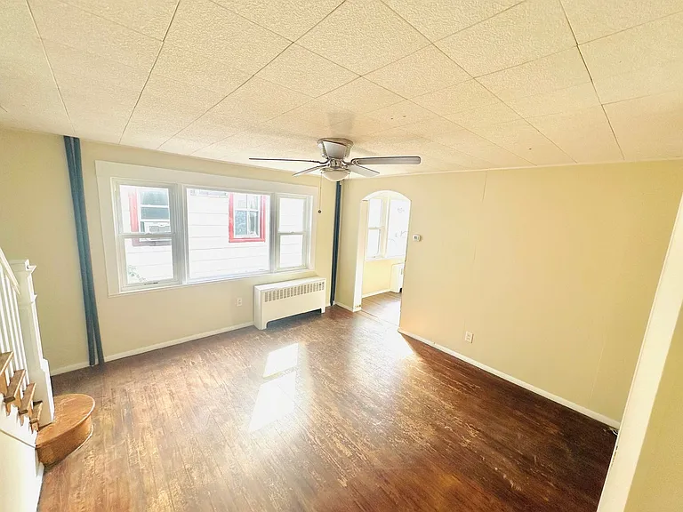 234 Franklin St — Photo 36
