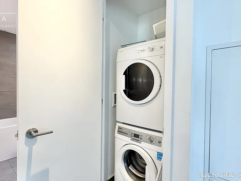 185 Roehampton Ave #2105 — Photo 7