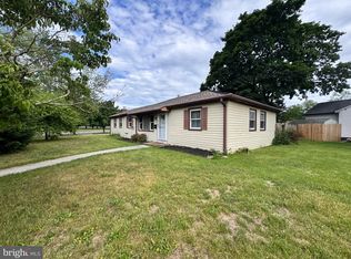 54 Warwick Rd, Stratford, NJ 08084