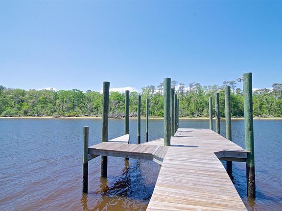 Dock