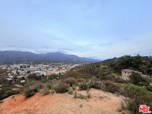 9727 N Estaban Way, Tujunga, CA 91042