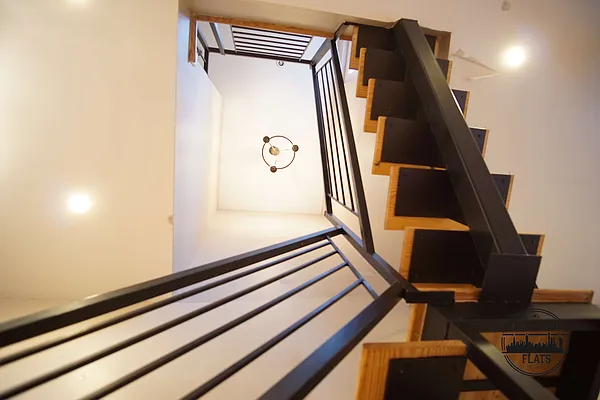 Rented by Lofts and Flats LLC | media 38