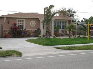 554 Cherry Rd, West Palm Beach, FL 33409