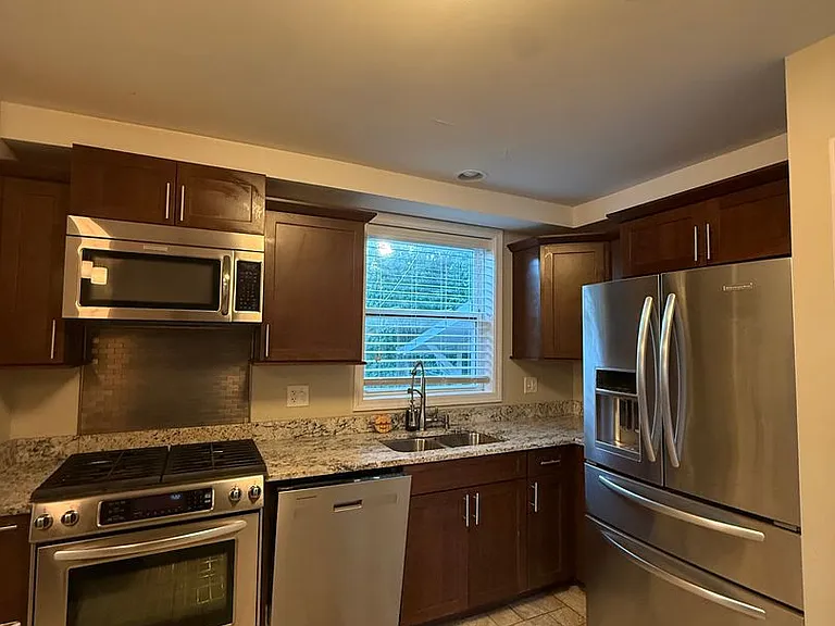 6704 N Central Park Ave — Photo 6