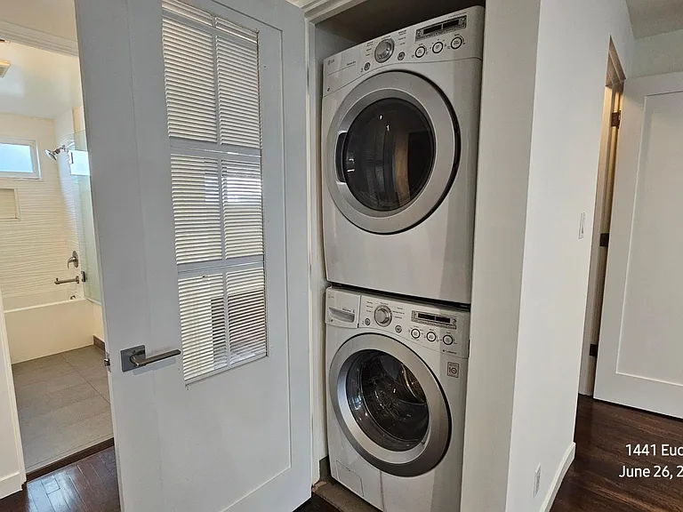 1441 Euclid St #1 — Photo 22