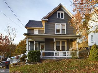 132 E Main St, Felton, PA 17322
