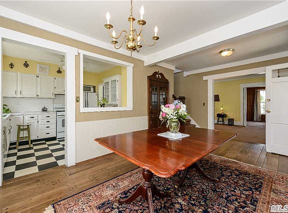 2nd image of 212 Liberty Ave