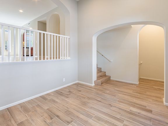 5th image of 4433 Owens St Unit 102